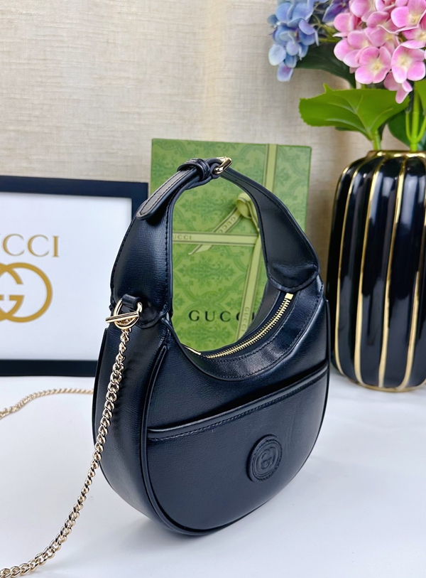 激安グッチバッグコピー背面デザイン